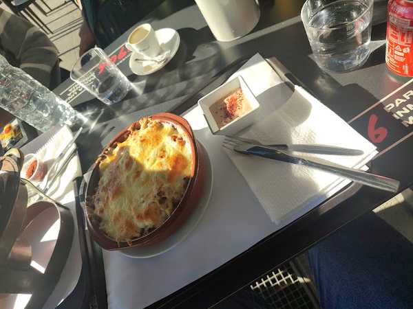 Fotografia tomada fuera de Devin Kebap - restaurantes en Santander, Cantabria