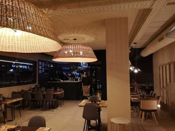 Fotografia tomada fuera de BOQUET RESTAURANT - restaurantes en Salou, Tarragona