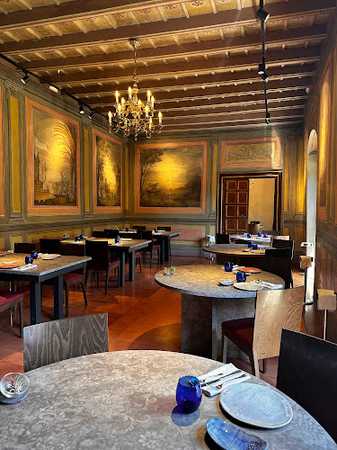 Fotografia tomada fuera de VIA restaurant - restaurantes en Vic, Barcelona