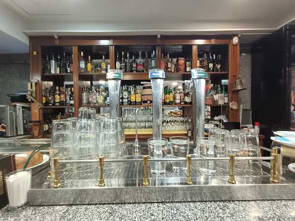 Fotografia tomada fuera de Cachopería La Pomarada - restaurantes en Madrid, Madrid